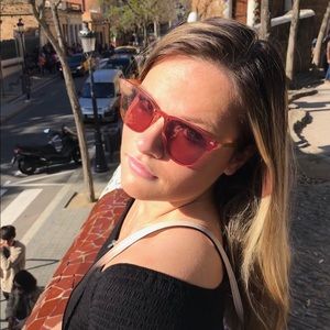 Meet your Posher, Maddy